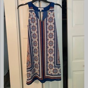 Women’s semi-formal dress